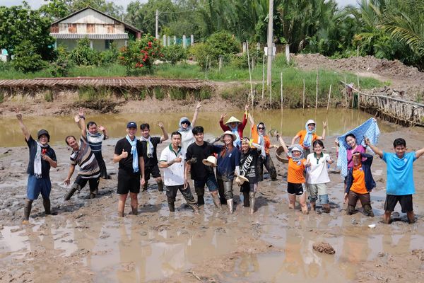 Lúa - tôm hữu cơ, kết nối số và du lịch sinh thái tại Long Hòa